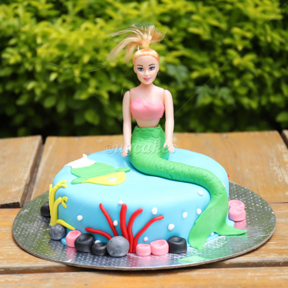 Mermaid Themed Cake