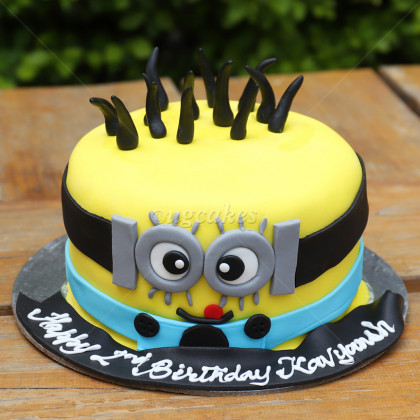 Minion Theme Cake
