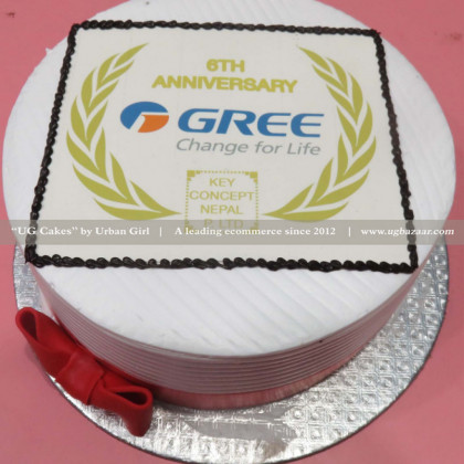 Cake With Printed Customized Photos