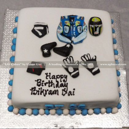 Bike Accessories Designed Cake