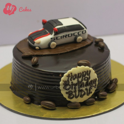 Car-shaped Birthday Cake
