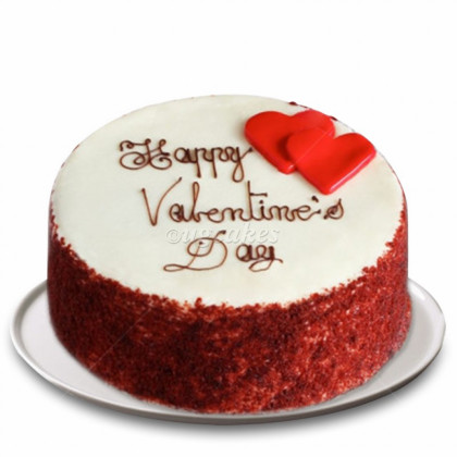 Red Velvet Round Valentine Cake