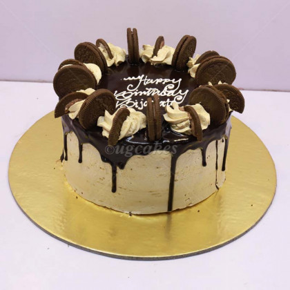 Chocolate Cake with Oreo Cookie