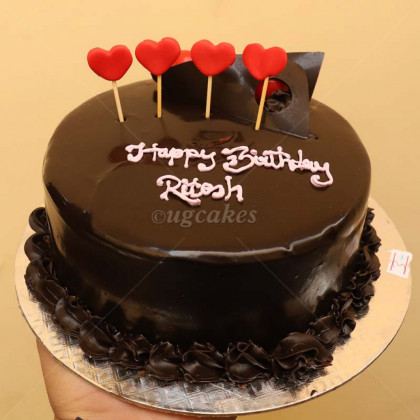 Black Chocolate Cake with Heart Lollipop Topings