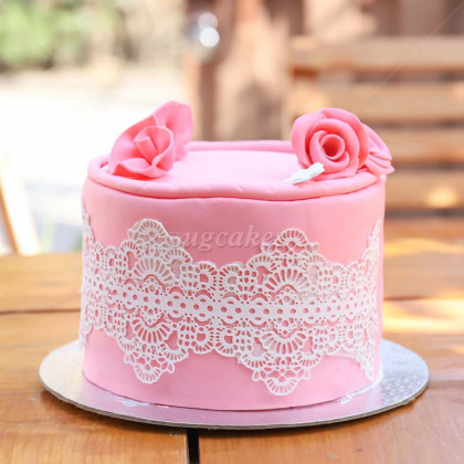 Tall Cake with Laces