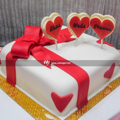 Elegant Ribbon Wedding Cake