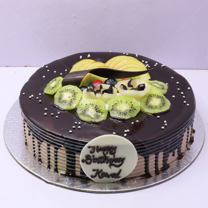 Chocolate Cake with Fruits