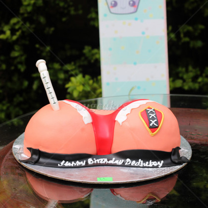 Nude Bachelor cake