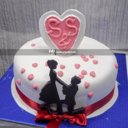 Heartfelt Love - Wedding Cake with Fondant Icing and Hearts