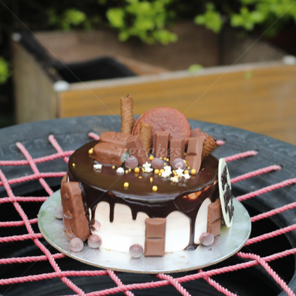 Birthday Cake With Chocolate Bars