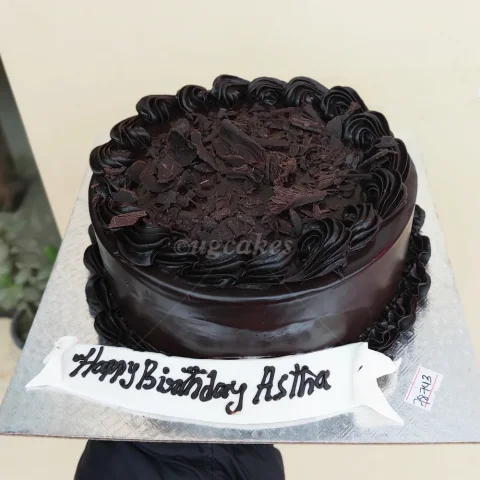 Chocolate Cake with Choco Wafer and Bark