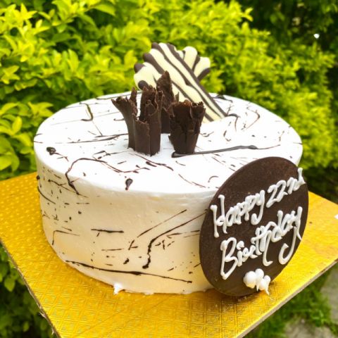 Chocolate Splatter Cake