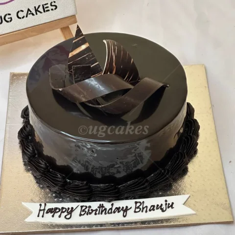 Classic Chocolate Cake For Choco Lovers