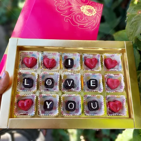 I Love You - 15 Pieces Chocolate Box