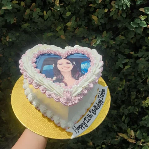 Lana Del Rey Cake