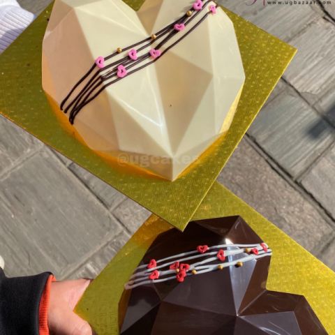 Pinata Cake with Chocolate Hammer